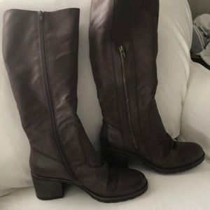 Riding boots